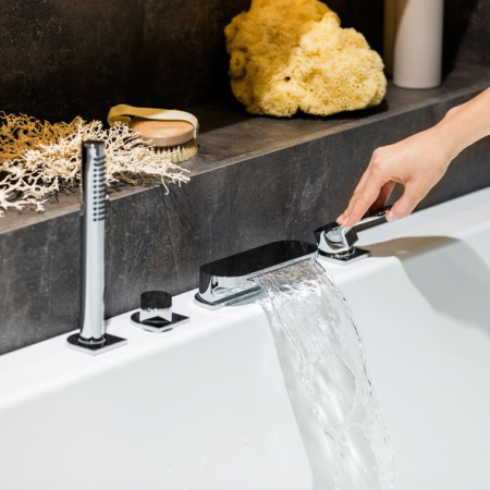 Врезной каскадный смеситель для ванны Ravak CR 025.00 X070073 фото