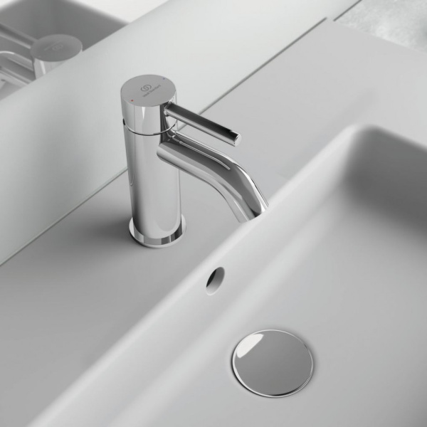 Смеситель для раковины Ideal Standard CERALINE BC192AA фото