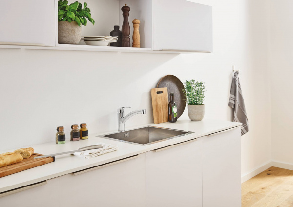 Смеситель для кухни Grohe Eurosmart 30305000 фото
