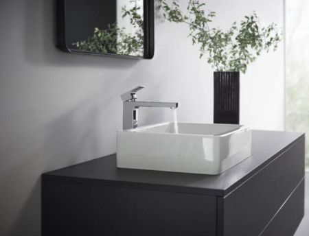Высокий смеситель для раковины Hansgrohe Vernis Shape 71562000 хром фото