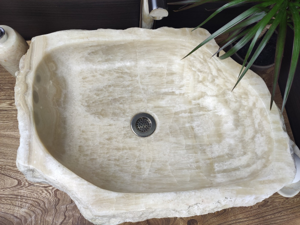 Накладная раковина из оникса Indo Erozy Бавиан EO-00050 фото