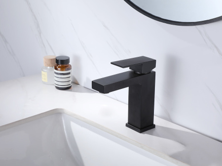 Смеситель для раковины Abber Daheim AF8210B черный матовый фото