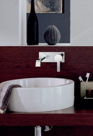 Смеситель для раковины настенный Grohe Allure 19386000 фото